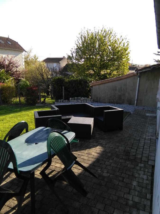 Appartement Comme chez vous à Ruelle-sur-Touvre Extérieur photo
