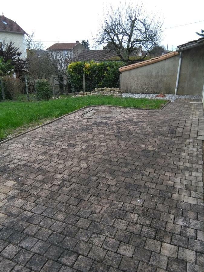 Appartement Comme chez vous à Ruelle-sur-Touvre Extérieur photo